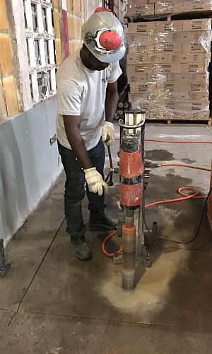 Furos com broca de vídea preço Furos com broca de vídea preço